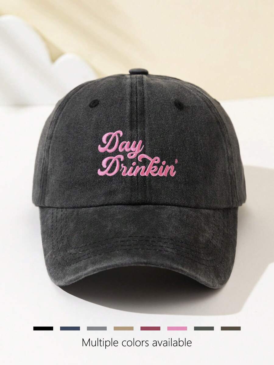 1 Stück modische, weiche Damen Baseball Kappe mit gesticktem "Day Drinkin" Text, verstellbare Krempe, atmungsaktiv für Outdoor Sport, Camping, Reisen, Urlaubsgeschenk
