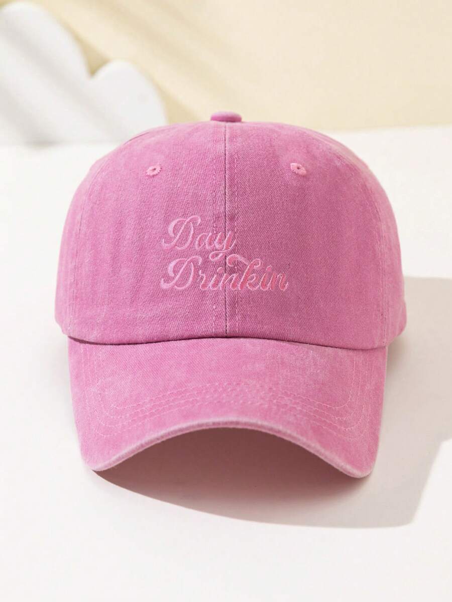 1 Stück modische, weiche Damen Baseball Kappe mit gesticktem "Day Drinkin" Text, verstellbare Krempe, atmungsaktiv für Outdoor Sport, Camping, Reisen, Urlaubsgeschenk