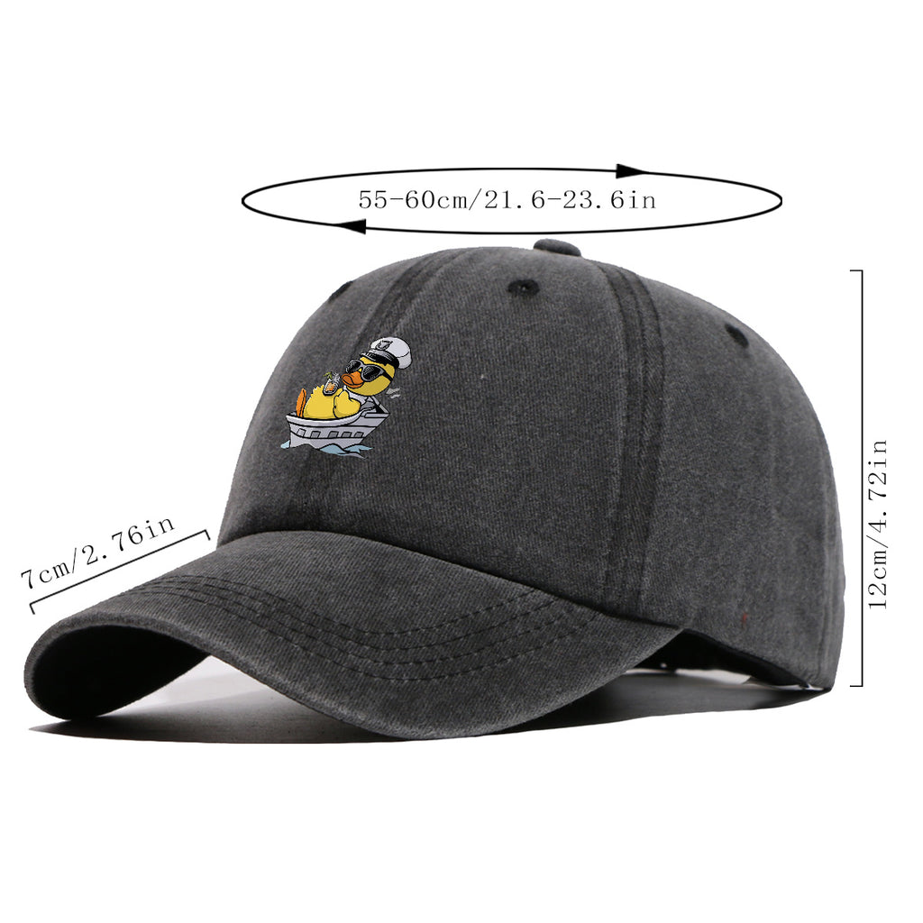 1pc Cartoon Captain Duck Printed Baseball Cap, Yellow Duck Wearing Captain Hat And Glasses, Sitting on Yacht with Drink, Fun Trendy Sun Hat, Unisex Adjustable Casual Street Fashion Hat, Outdoor Play Vacation Hat, Beach Seaside Sunshade Hat