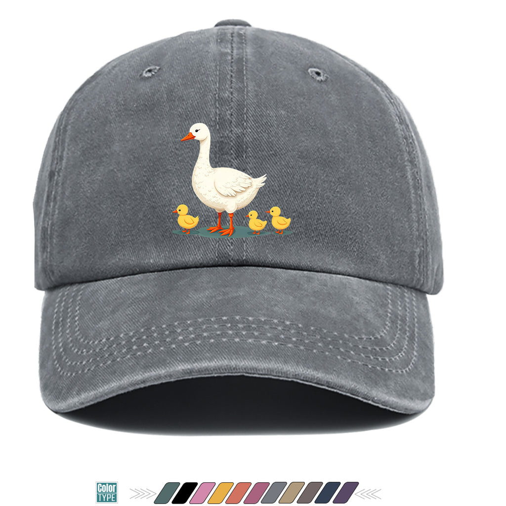 1pc Mother Goose And Three Little Yellow Ducks Warm Printed Baseball Cap Cute Pattern Sun Hat Fashionable And Versatile Unisex Duck Tongue Cap Adjustable Size Dad Fishing Hat Mom Strolling Hat Couple Skateboard Hat Suitable for Park Play