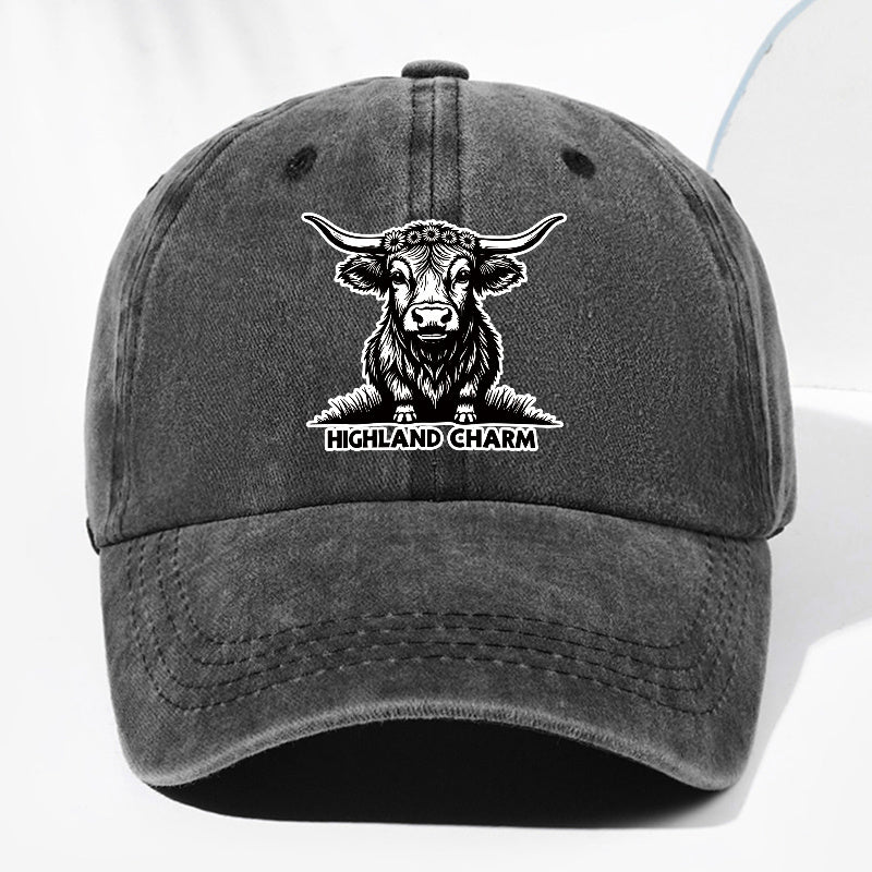 Unisex Small Cow HIGHLAND CHARM Animal Print Washed Vintage Baseball Cap Fashion Men Women Sun Hat Adjustable Size Trucker Hat Suitable for All Seasons Daily Wear