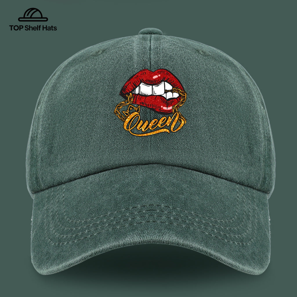 1pc Red Lip Golden Chain Queen Print Baseball Cap, Individual Trendy Dad Hat, Fashionable Street Style Casual Hat, Unisex Adjustable Size, Hip-Hop Street Dance Hat, Best Friend Outing Styling Hat, Music Festival Trendy Essential Hat